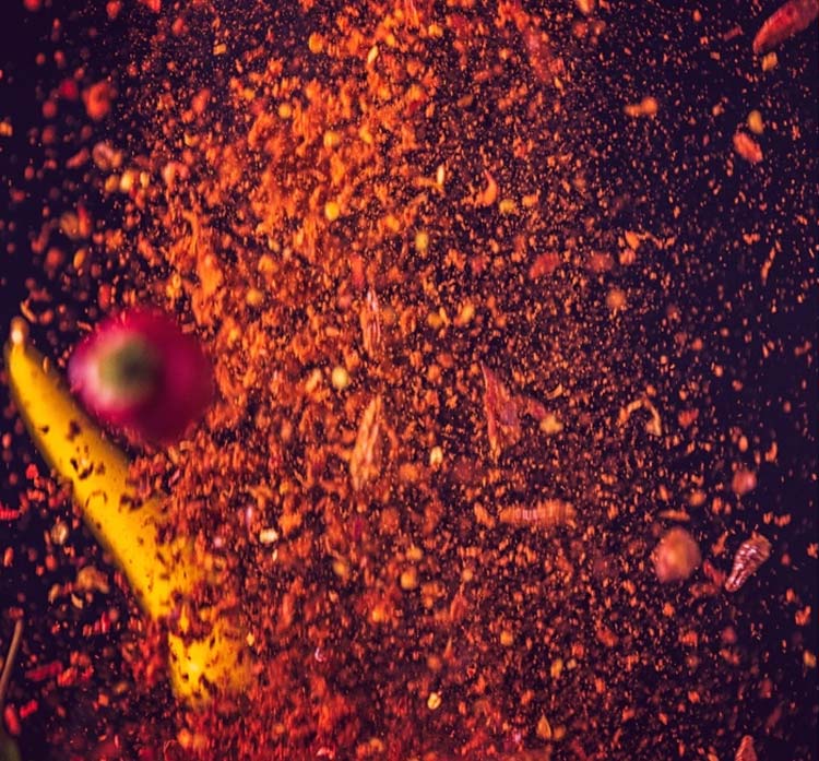 Bold flavour with benefits – dramatic spice explosion in Moxie brand colours